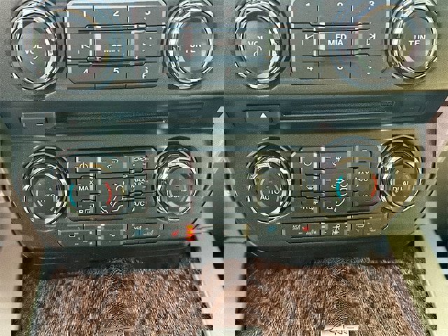 Certified 2017 Ford F250 Lariat w/ Chrome Package image 15