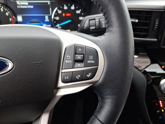 Certified 2022 Ford Explorer Limited w/ Equipment Group 301A image 25