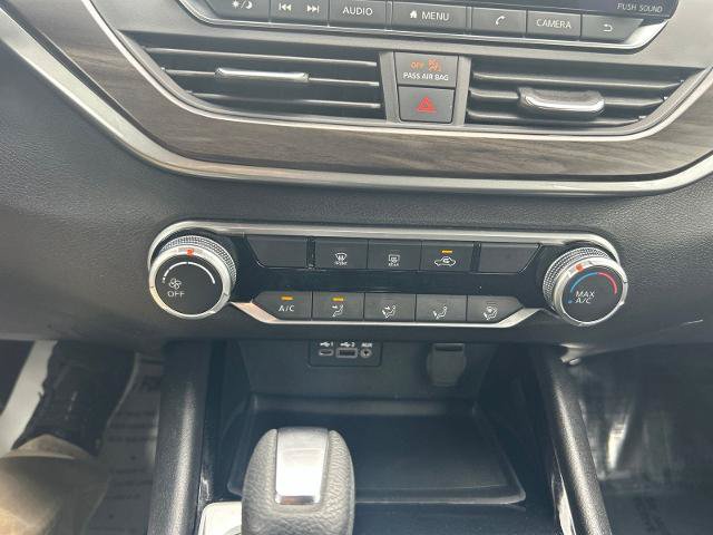 Used 2024 Nissan Altima 2.5 SV FWD image 24