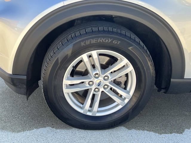 Certified 2023 Ford Explorer XLT w/ Equipment Group 202A image 10