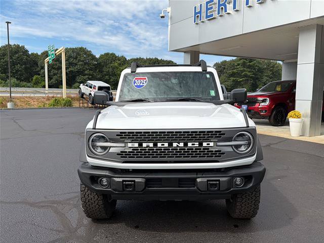 Certified 2025 Ford Bronco Badlands AWD/4WD image 2