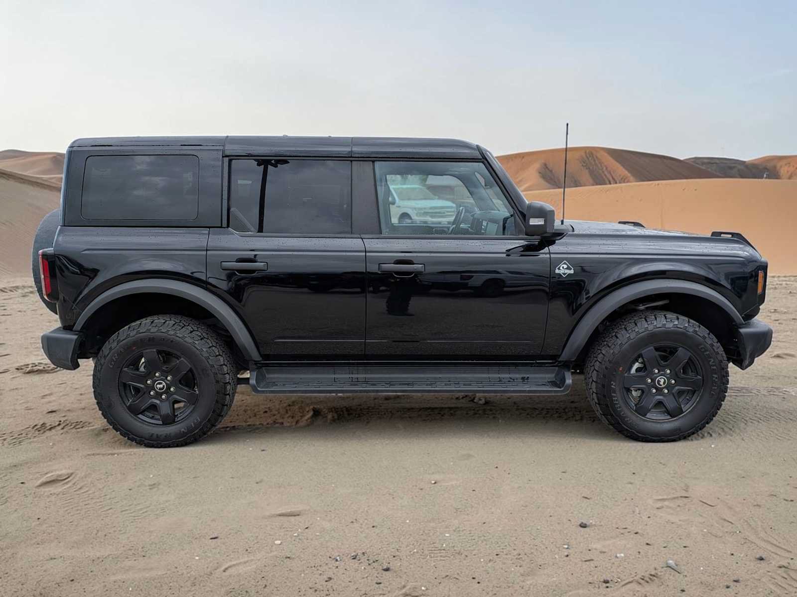 Certified 2025 Ford Bronco Outer Banks AWD/4WD image 7