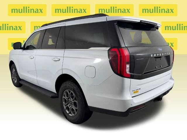 Certified 2025 Ford Expedition Active RWD image 11