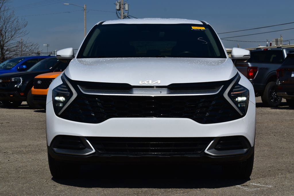 Used 2024 Kia Sportage EX image 6