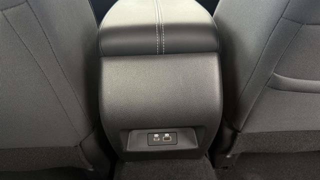 Used 2025 Nissan Altima 2.5 SV AWD/4WD image 28