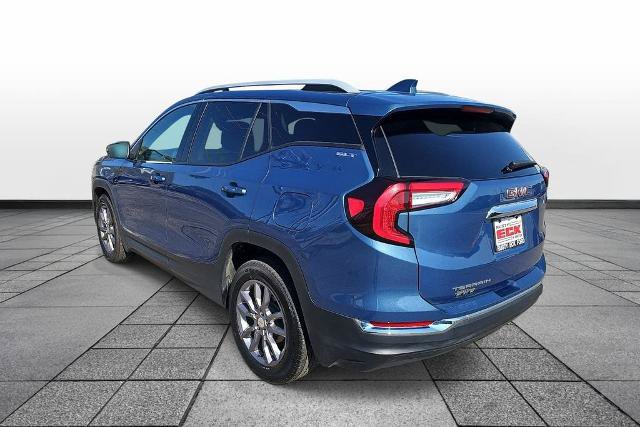 Used 2024 GMC Terrain SLT FWD image 7