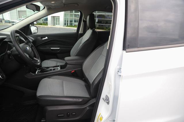 Certified 2019 Ford Escape SE FWD image 17