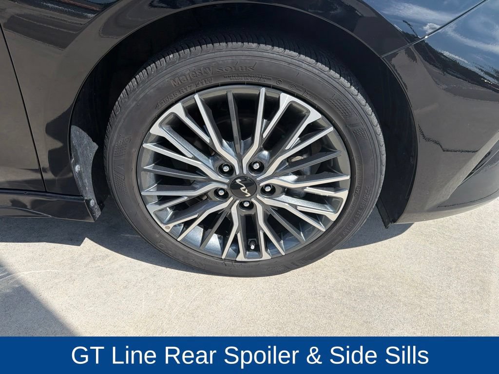 Used 2024 Kia Forte GT-Line FWD image 12