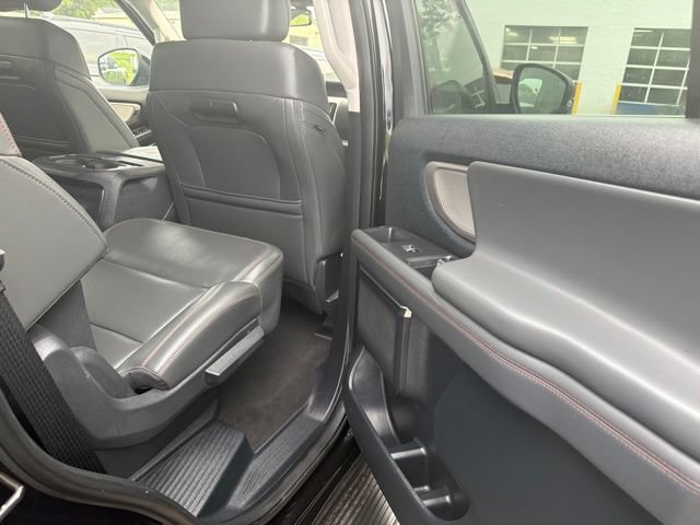 Certified 2025 Ford Expedition Active AWD/4WD image 44