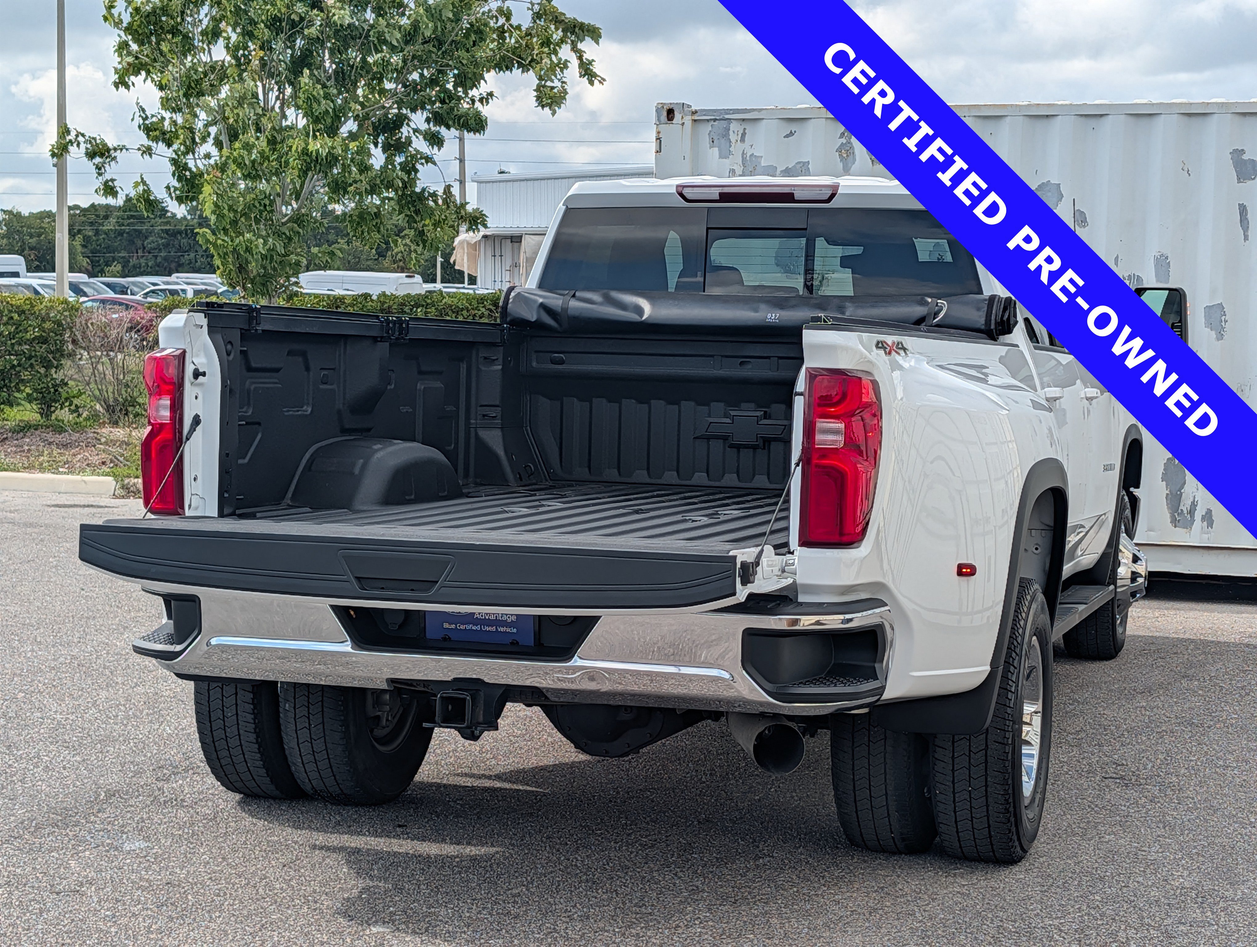Used 2022 Chevrolet Silverado 3500 LT w/ Convenience Package AWD/4WD image 13