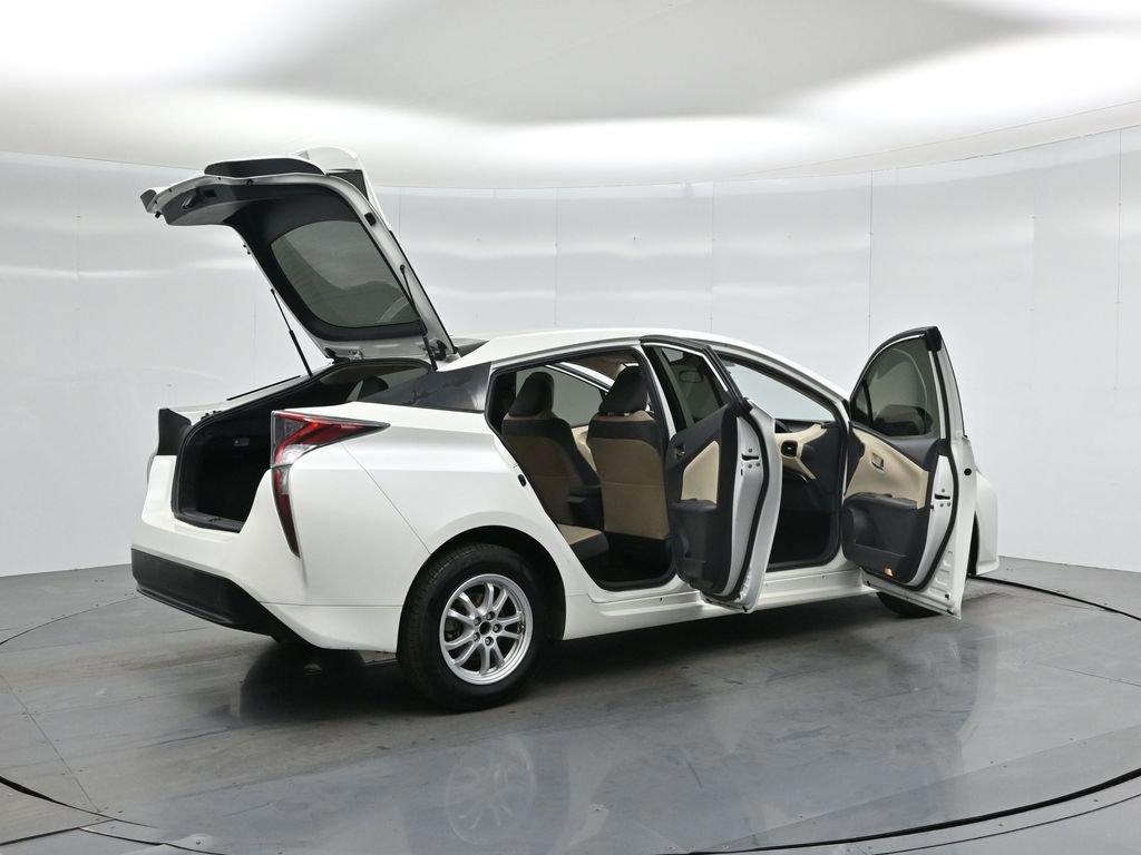 Used 2017 Toyota Prius One image 34