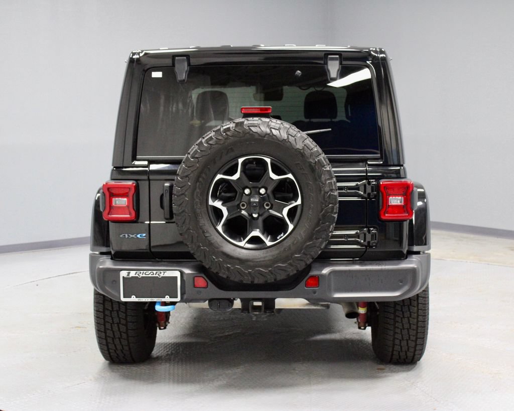 Used 2021 Jeep Wrangler Unlimited Rubicon 4xe w/ Cold Weather Group AWD/4WD image 11