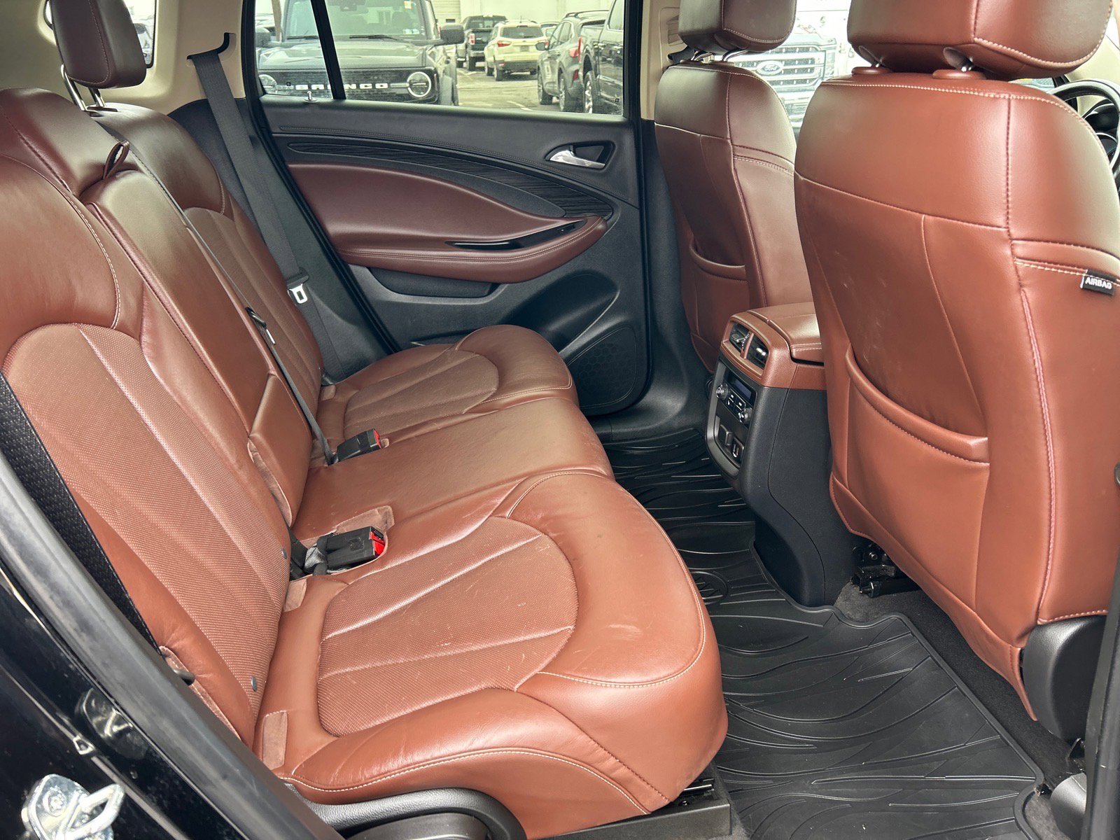 Used 2018 Buick Envision Essence image 19