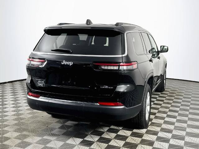 Used 2023 Jeep Grand Cherokee L Limited AWD/4WD image 7