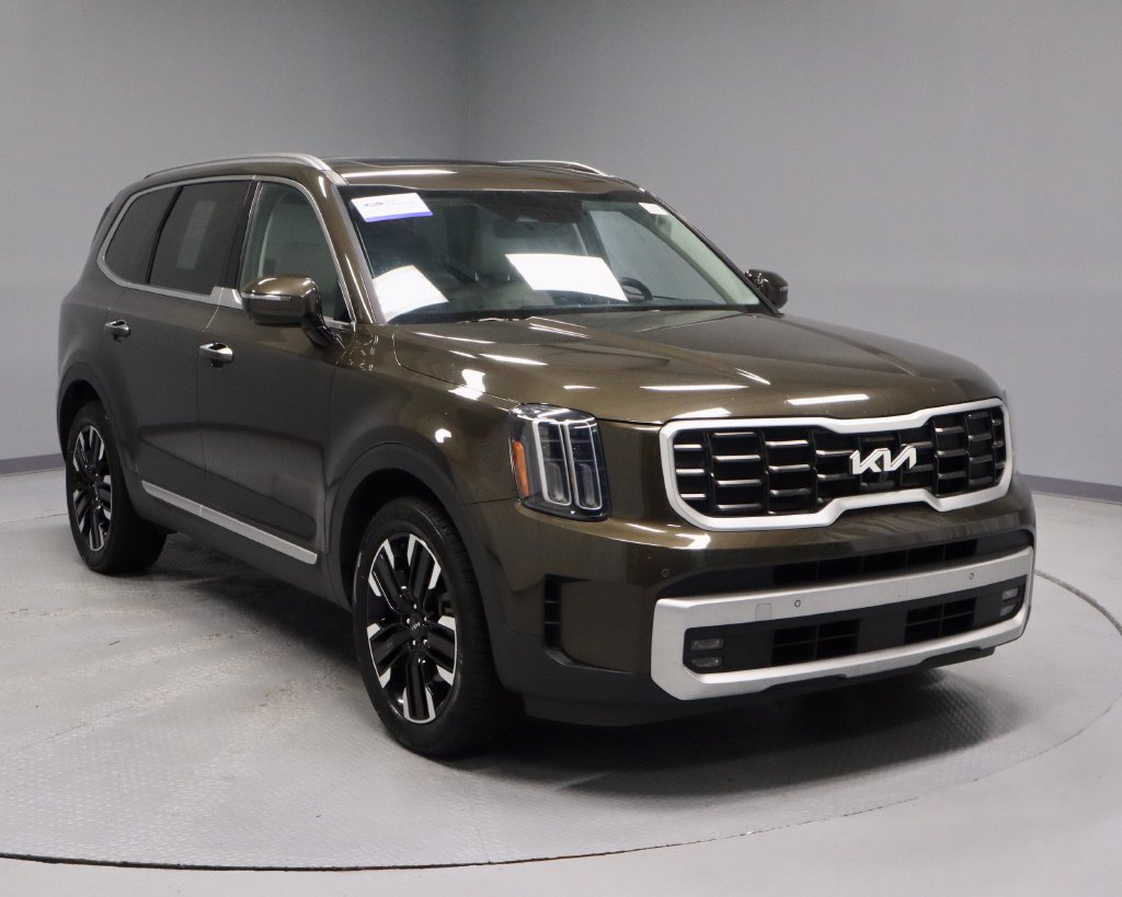 Used 2023 Kia Telluride SX