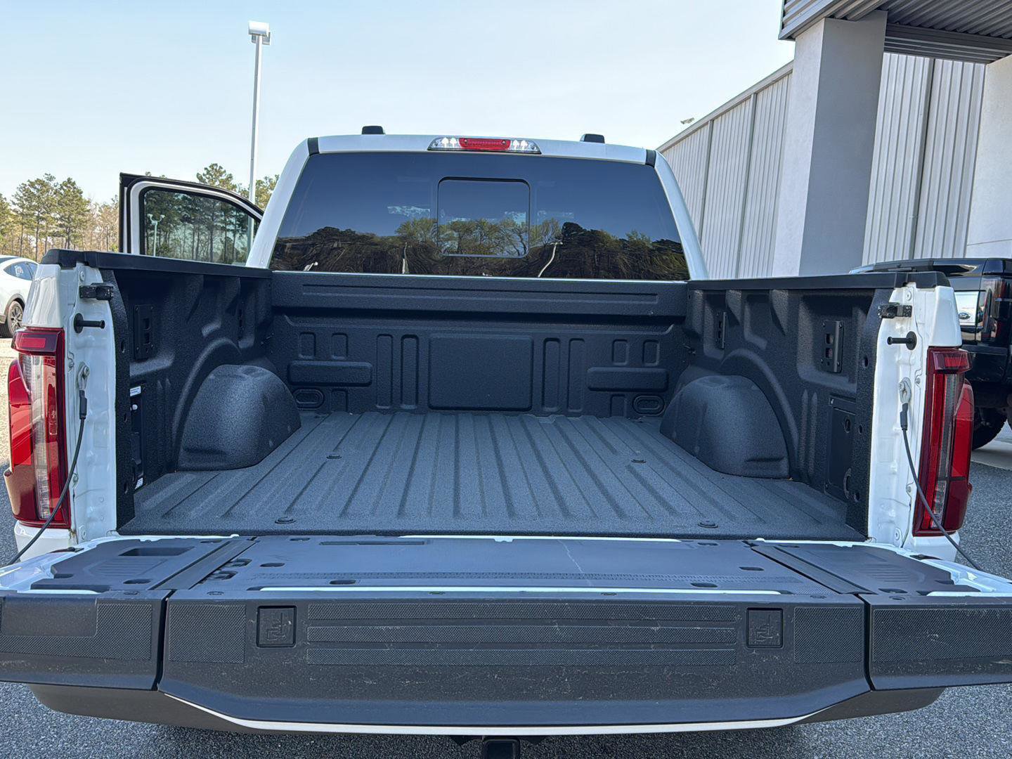 Certified 2025 Ford F150 King Ranch w/ FX4 Off-Road Package image 30