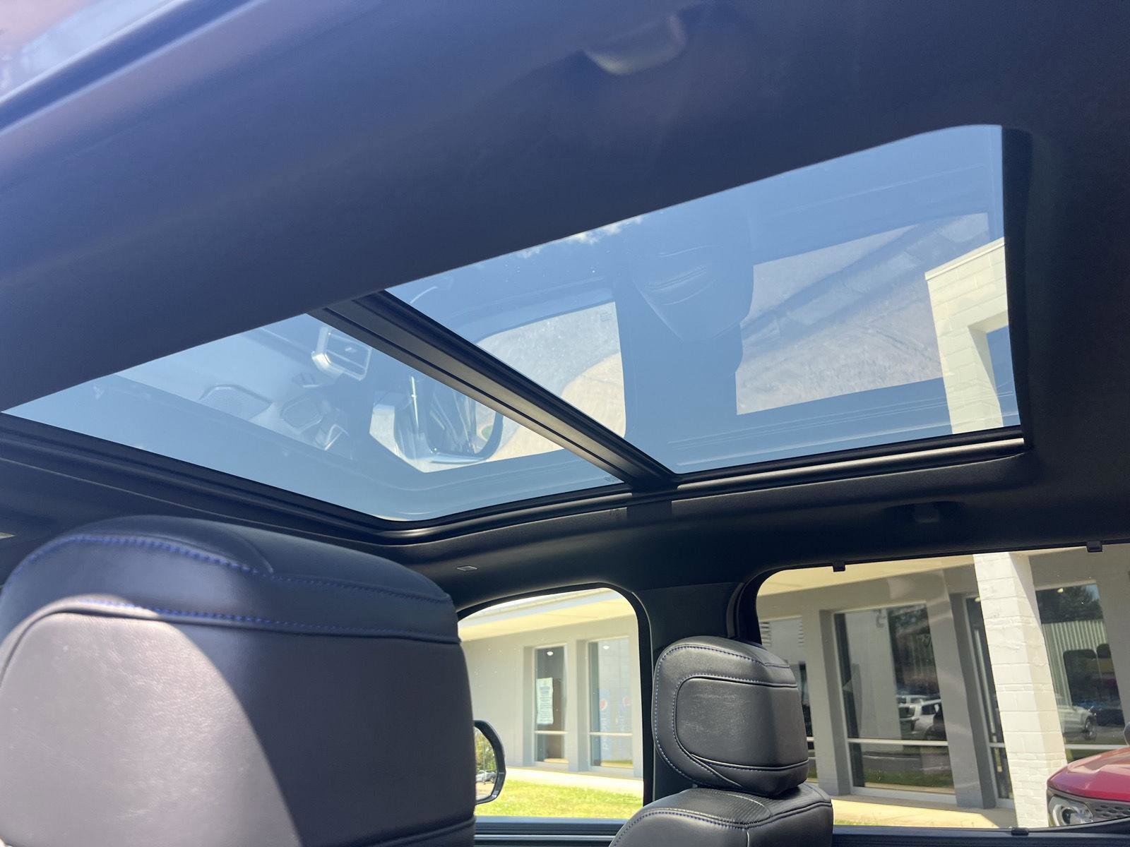 Used 2025 Toyota Tundra Platinum AWD/4WD image 13