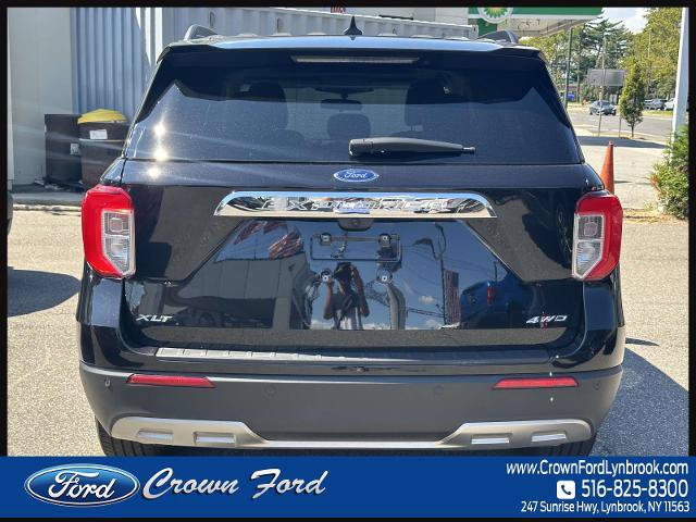 Certified 2023 Ford Explorer XLT w/ Equipment Group 202A AWD/4WD image 5
