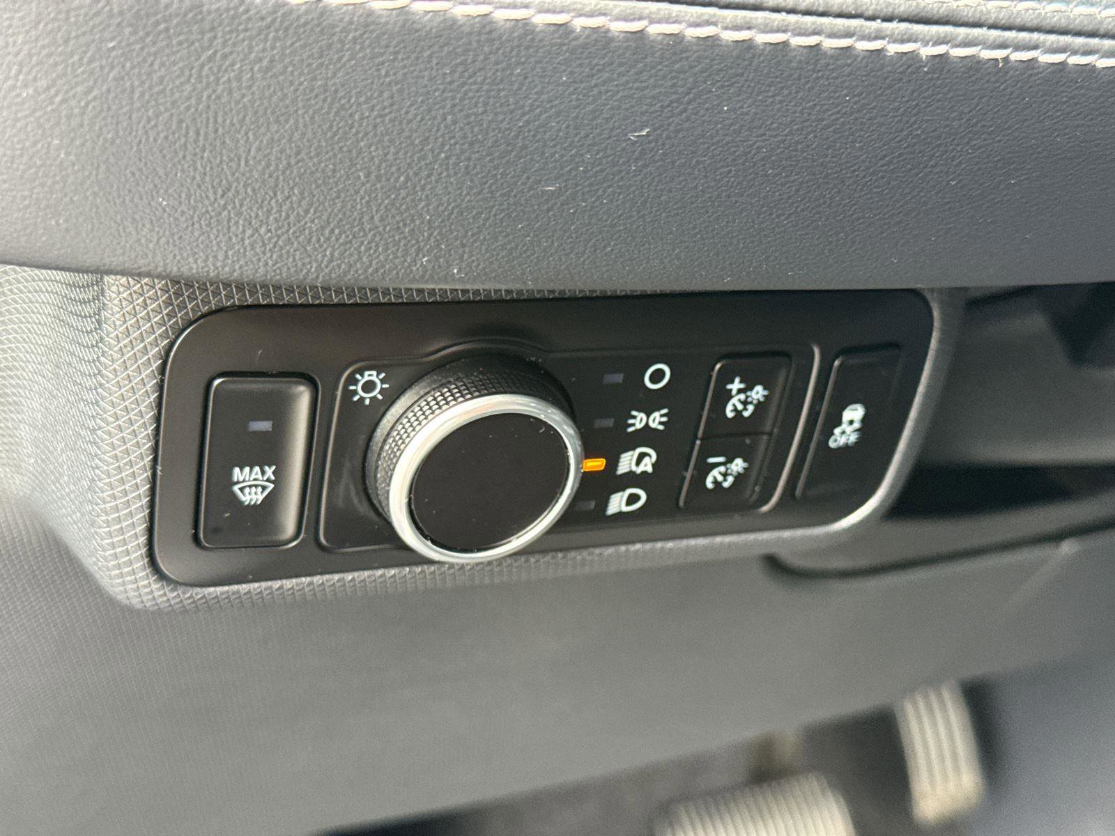 Certified 2023 Ford Mustang Mach-E Premium image 28