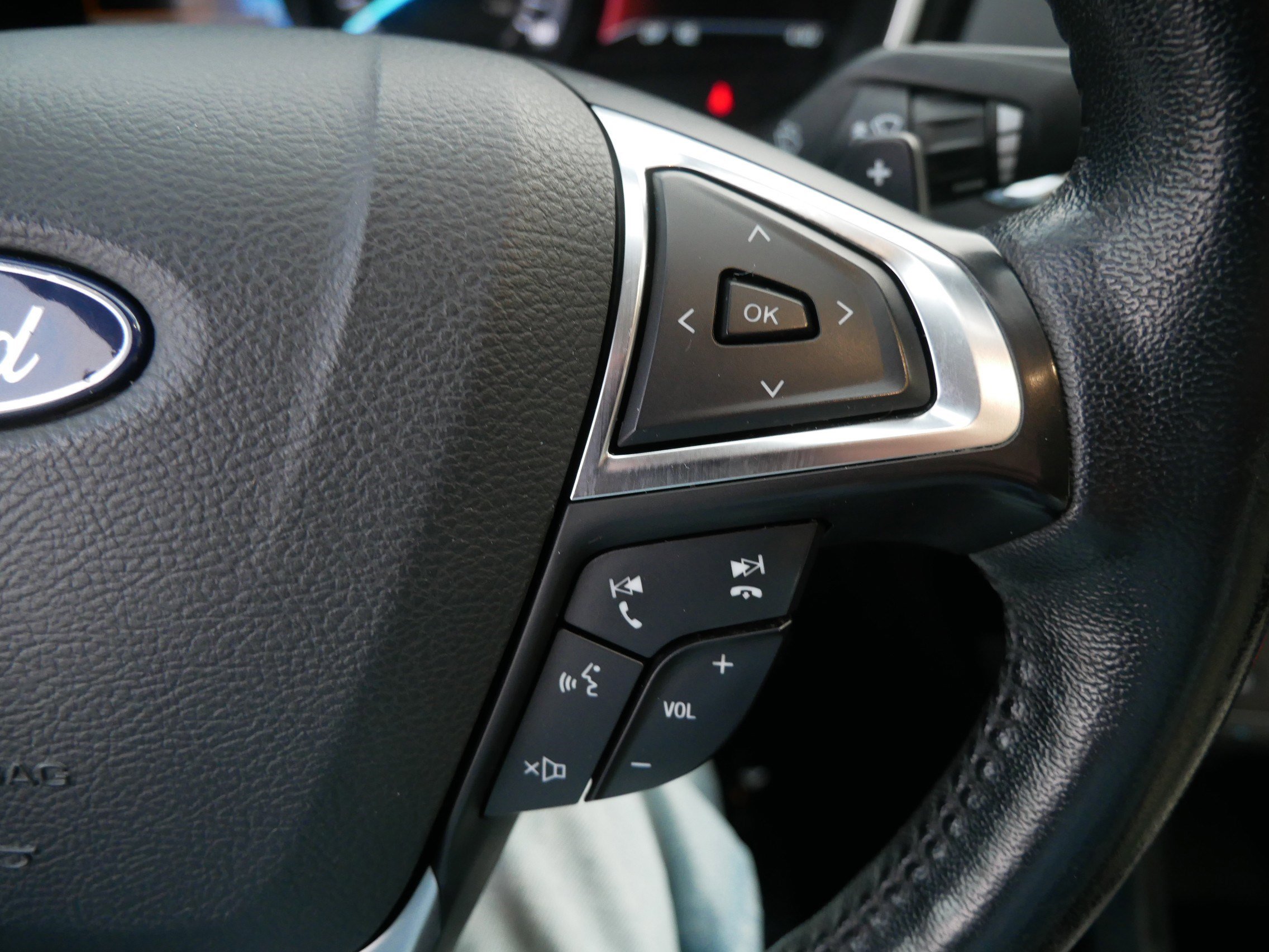 Certified 2018 Ford Fusion Titanium image 29