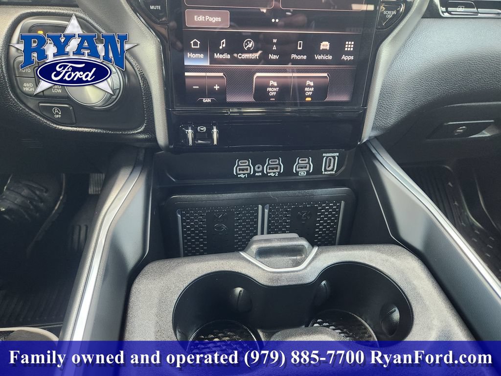 Used 2026 RAM 1500 Laramie w/ Night Edition AWD/4WD image 15