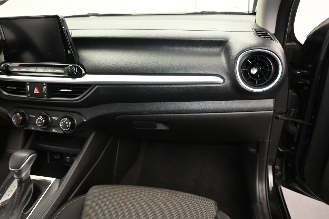 Used 2023 Kia Forte LXS FWD image 17