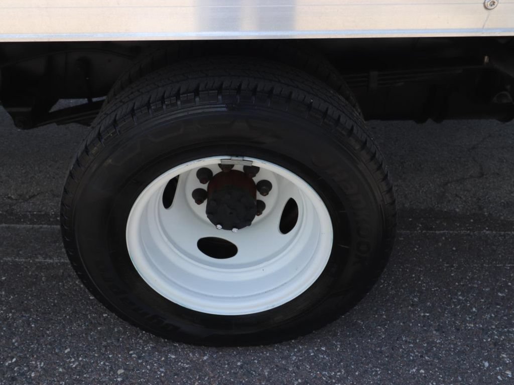 Certified 2024 Ford E-350 and Econoline 350 Super Duty w/ Power Windows & Locks Group RWD image 10