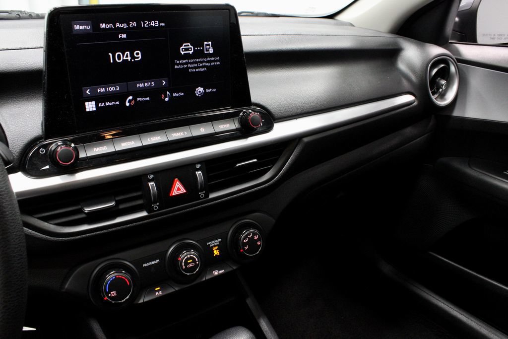 Used 2024 Kia Forte LXS FWD image 29