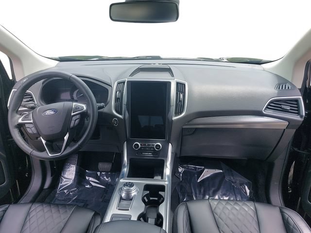 Certified 2023 Ford Edge Titanium AWD/4WD image 9