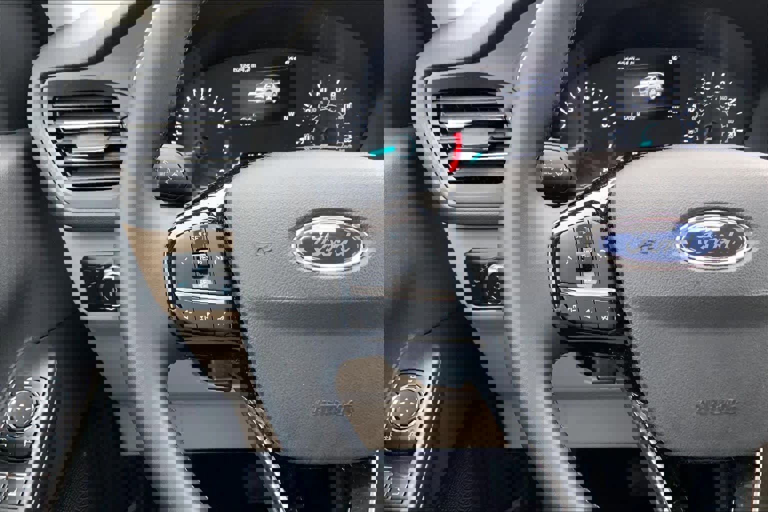 Certified 2022 Ford Escape SEL image 23