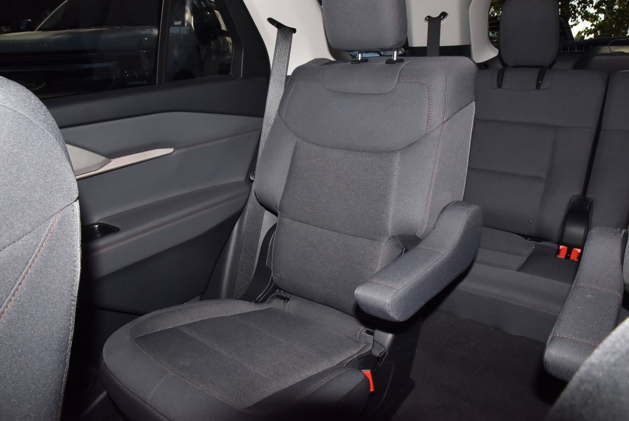 Certified 2026 Ford Explorer Active RWD image 20
