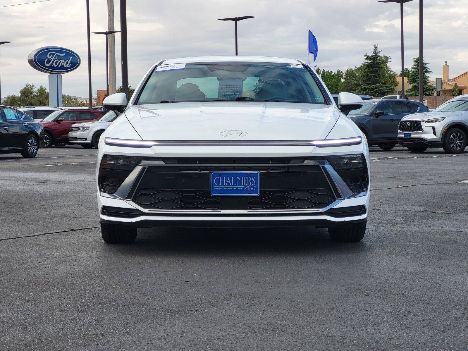 Used 2024 Hyundai Sonata SEL FWD image 2