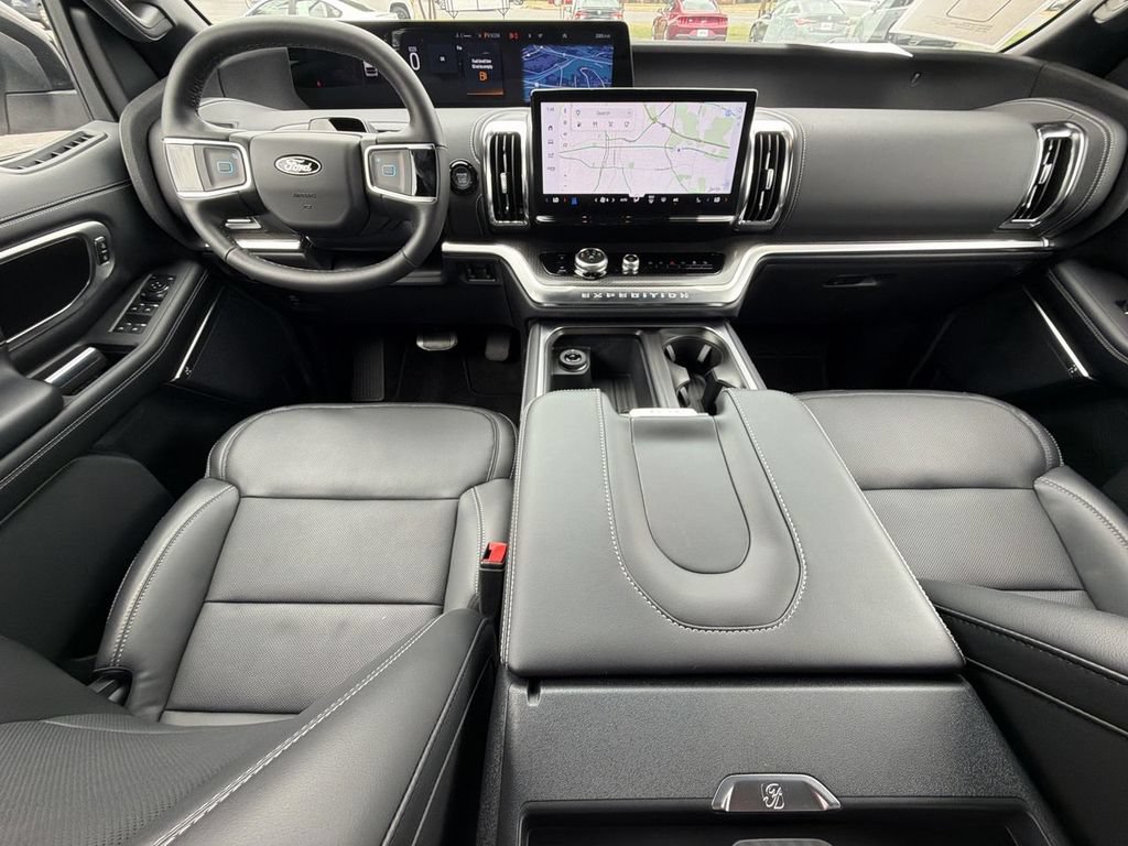 Certified 2026 Ford Expedition Platinum w/ Stealth Appearance Package AWD/4WD image 26