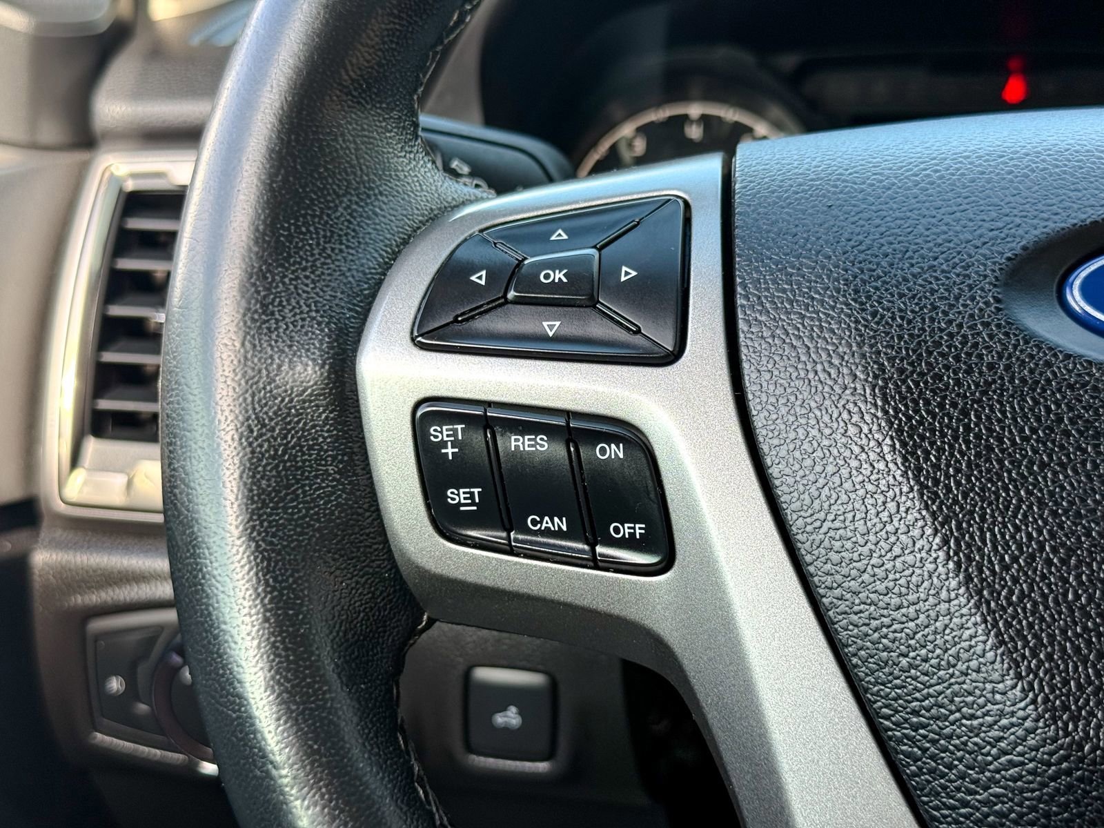 Certified 2020 Ford Ranger XLT w/ Equipment Group 302A Luxury image 37