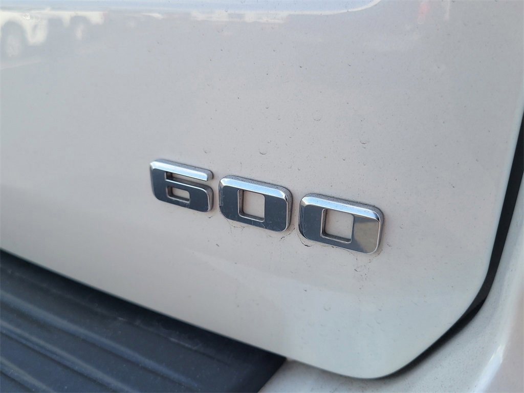 Used 2022 Cadillac Escalade ESV Premium Luxury image 5