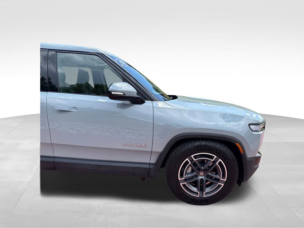 Used 2025 Rivian R1T Adventure AWD/4WD image 31
