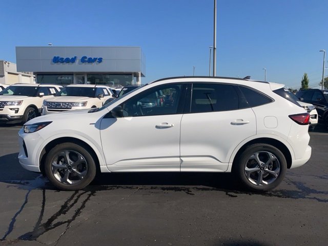Certified 2023 Ford Escape ST-Line w/ Tech Pack #1 image 6