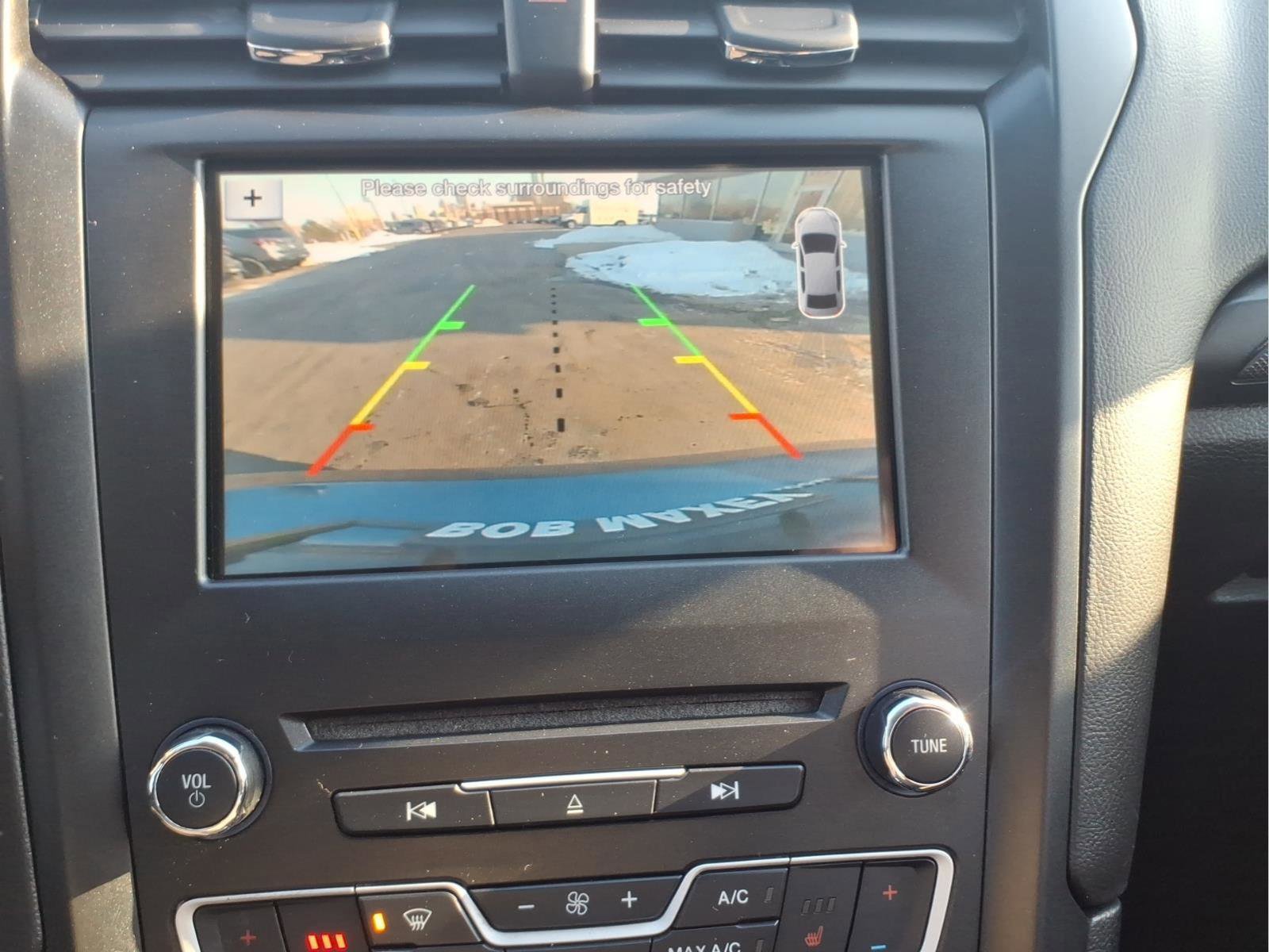 Certified 2018 Ford Fusion SE w/ Equipment Group 201A image 17