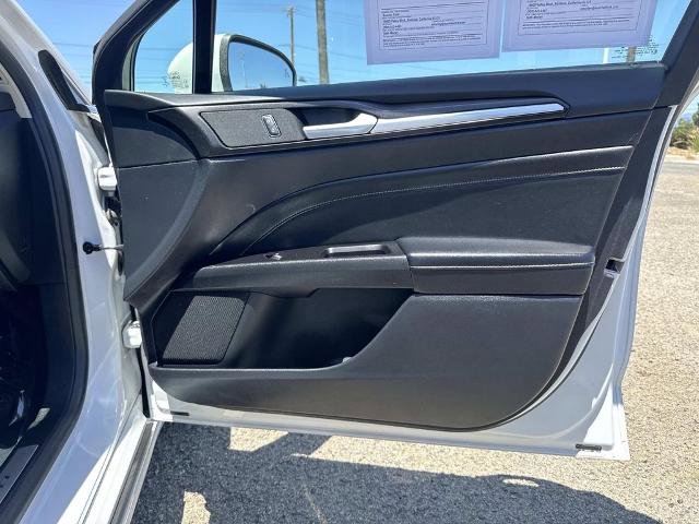 Certified 2019 Ford Fusion Energi Titanium FWD image 29