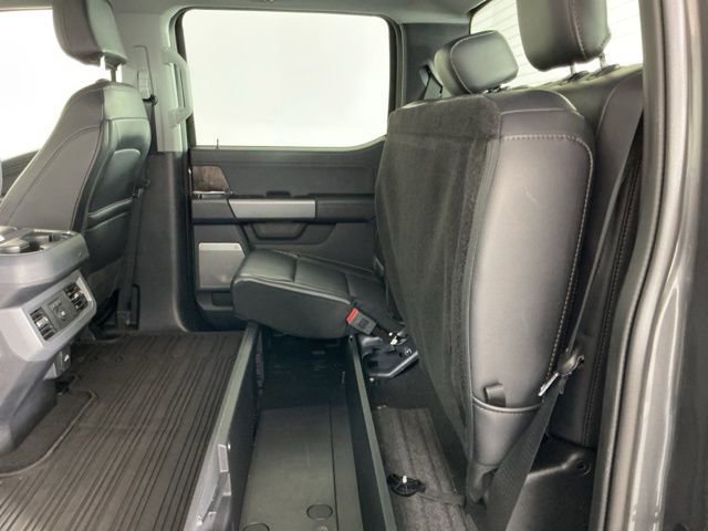 Certified 2025 Ford F350 Lariat w/ FX4 Off-Road Package image 32