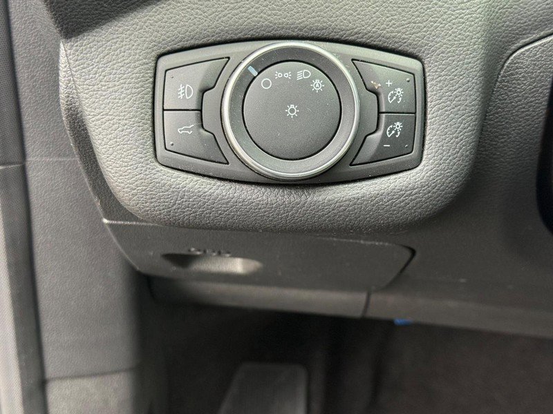 Certified 2017 Ford Escape SE w/ Equipment Group 201A AWD/4WD image 25