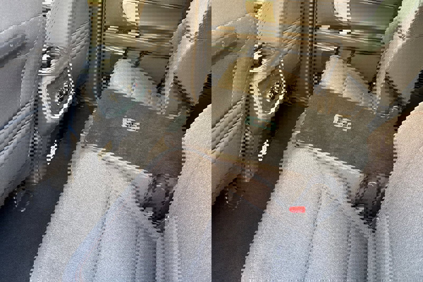 Certified 2025 Ford Expedition Active image 13