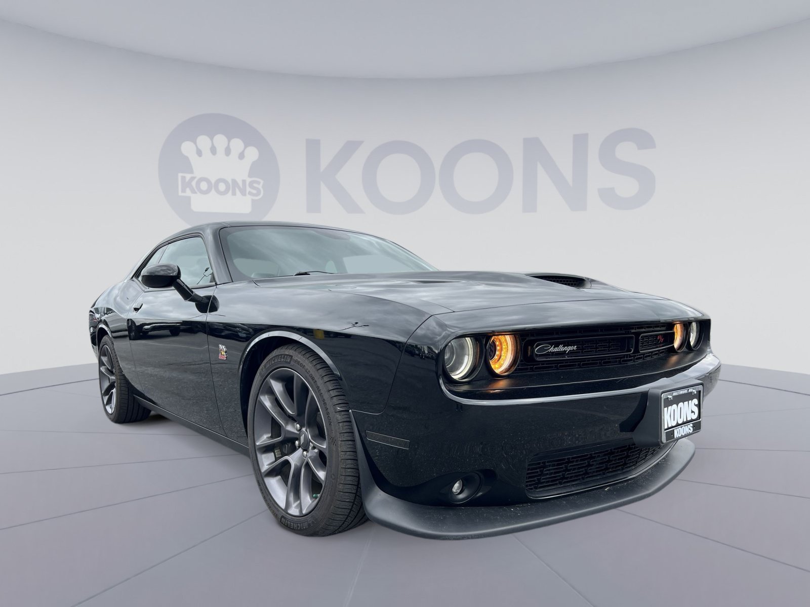 Used 2023 Dodge Challenger R/T Scat Pack w/ Plus Package RWD image 10