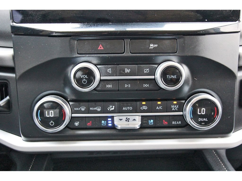 Certified 2022 Ford Expedition XLT RWD image 26