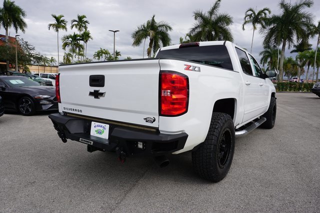 Used 2018 Chevrolet Silverado 1500 LT w/ All Star Edition image 4
