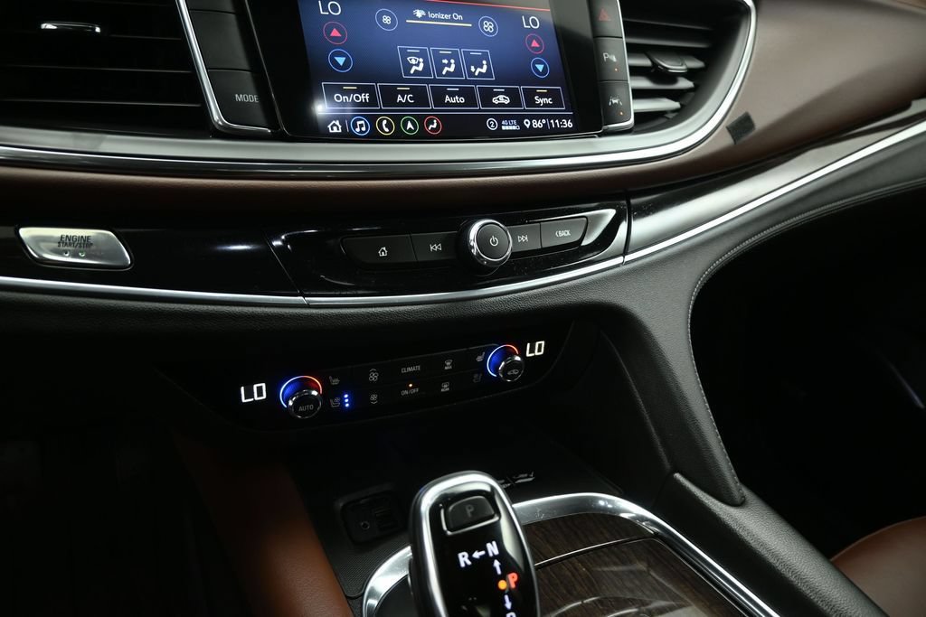 Used 2020 Buick Enclave Avenir w/ Avenir Technology Package FWD image 14