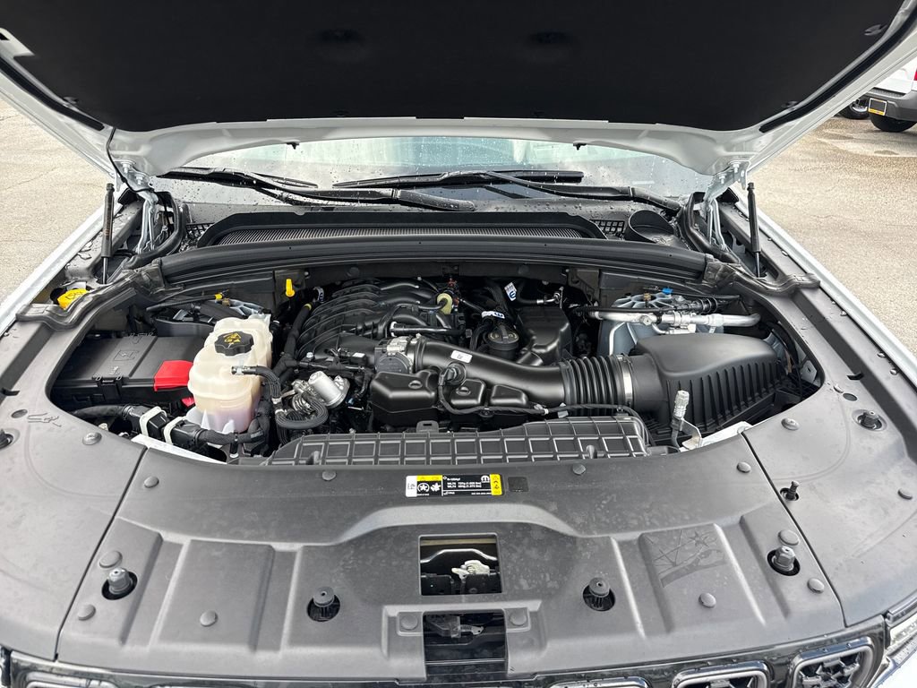 Used 2025 Jeep Grand Cherokee Summit AWD/4WD image 31