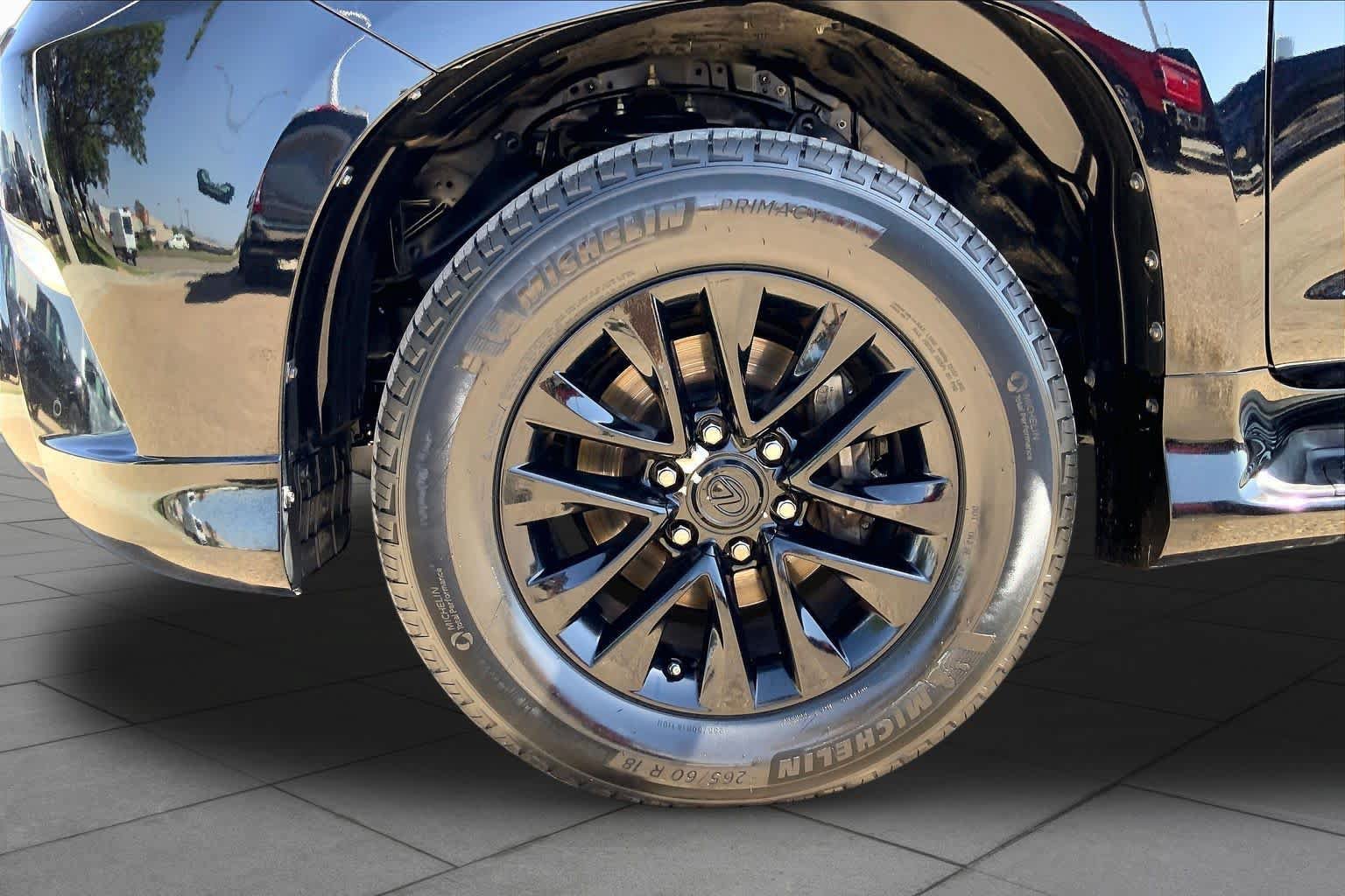 Used 2021 Lexus GX 460 Premium w/ Premium Package AWD/4WD image 10