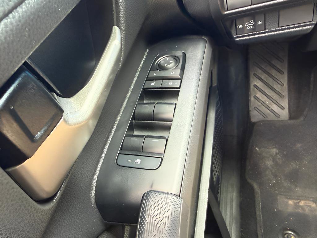 Used 2024 Toyota Tacoma TRD Off-Road AWD/4WD image 22