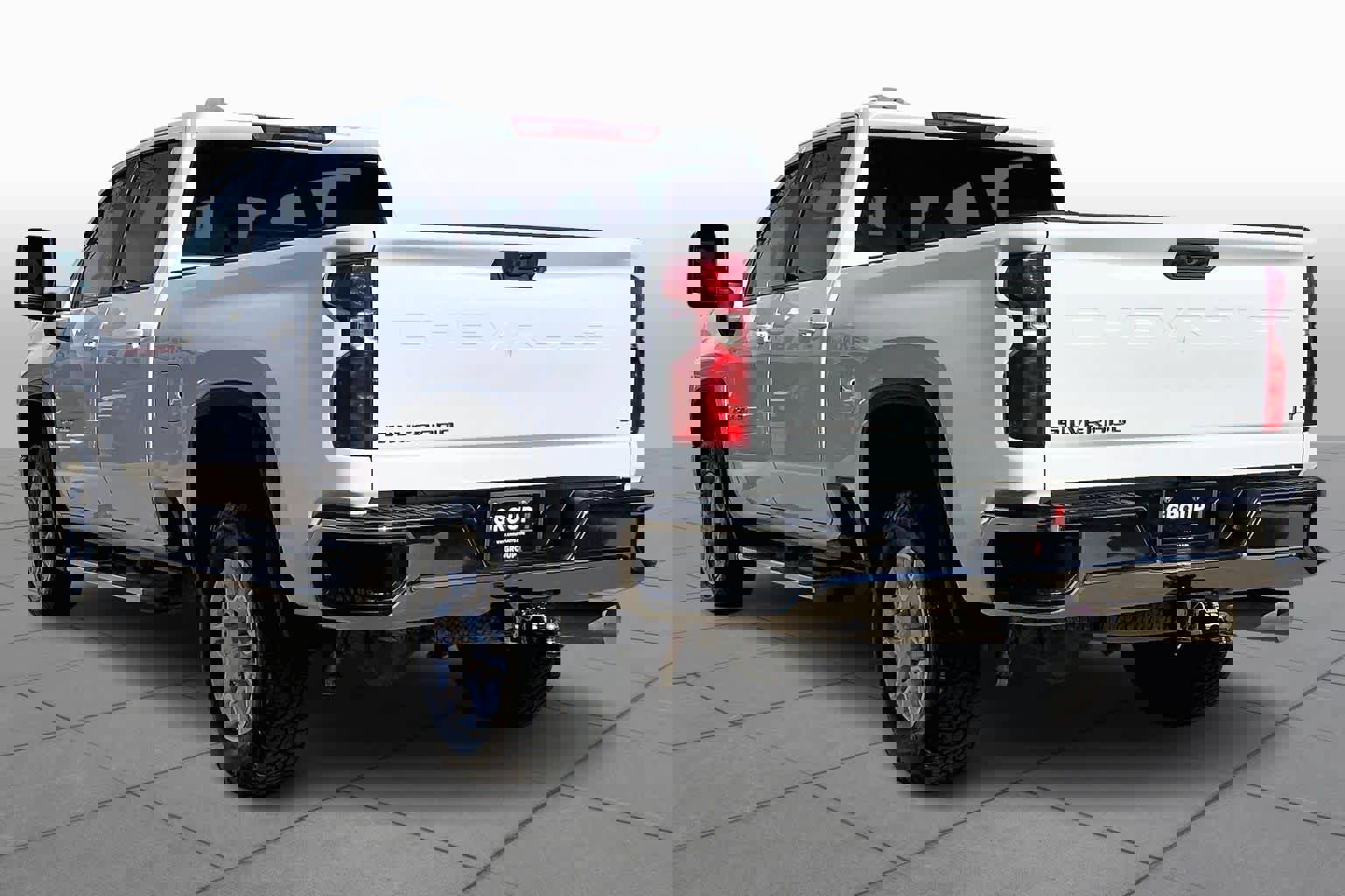 Used 2022 Chevrolet Silverado 2500 LT w/ Convenience Package image 11